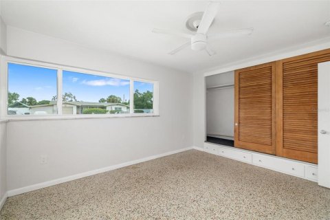 House in Sarasota, Florida 2 bedrooms, 110 sq.m. № 1855540 - photo 22