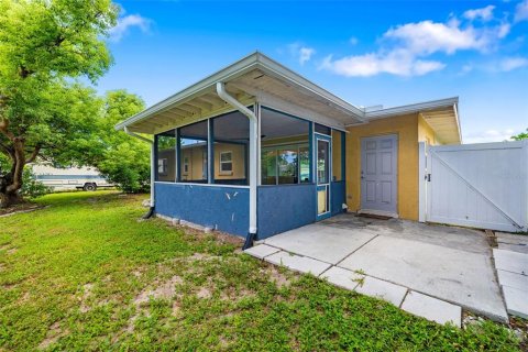 House in Sarasota, Florida 2 bedrooms, 110 sq.m. № 1855540 - photo 28