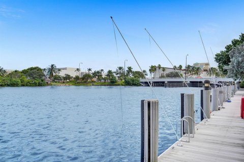 Condominio en venta en Fort Lauderdale, Florida, 2 dormitorios, 124.86 m2 № 2087933 - foto 25