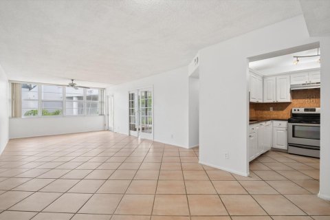 Condominio en venta en Fort Lauderdale, Florida, 2 dormitorios, 124.86 m2 № 2087933 - foto 9