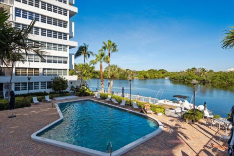Condominio en venta en Fort Lauderdale, Florida, 2 dormitorios, 124.86 m2 № 2087933 - foto 30