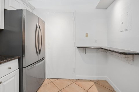 Condominio en venta en Fort Lauderdale, Florida, 2 dormitorios, 124.86 m2 № 2087933 - foto 11