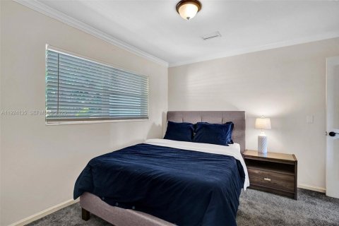 Villa ou maison à louer à Wilton Manors, Floride: 4 chambres, 222.69 m2 № 1982219 - photo 17