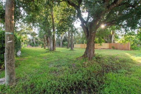Terreno en venta en Tampa, Florida № 1900615 - foto 4