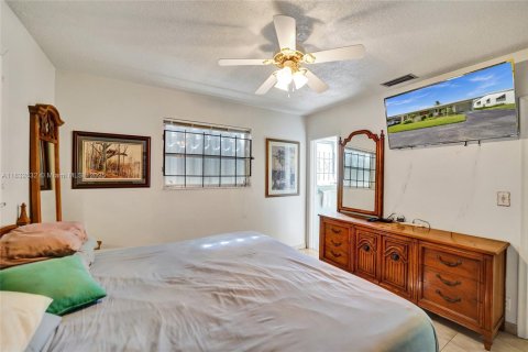 Casa en venta en Hollywood, Florida, 2 dormitorios, 102.01 m2 № 1846126 - foto 26