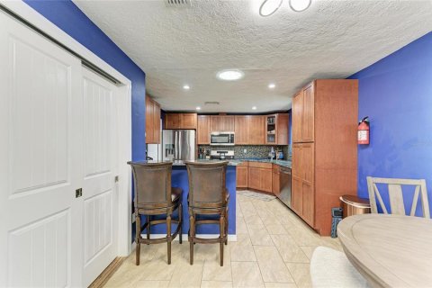 Villa ou maison à vendre à Bradenton, Floride: 2 chambres, 136.47 m2 № 2405430 - photo 8