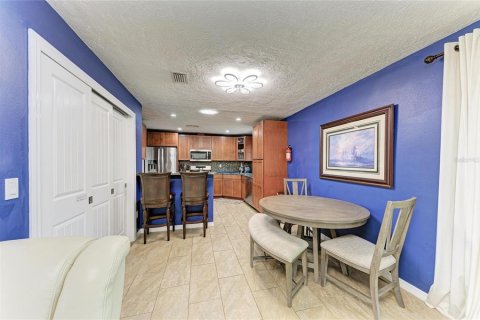 Villa ou maison à vendre à Bradenton, Floride: 2 chambres, 136.47 m2 № 2405430 - photo 21