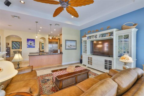 Casa en venta en Apollo Beach, Florida, 4 dormitorios, 310.2 m2 № 1759841 - foto 26