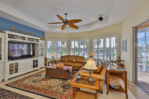 Casa en venta en Apollo Beach, Florida, 4 dormitorios, 310.2 m2 № 1759841 - foto 24