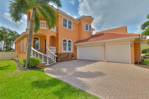 Casa en venta en Apollo Beach, Florida, 4 dormitorios, 310.2 m2 № 1759841 - foto 2