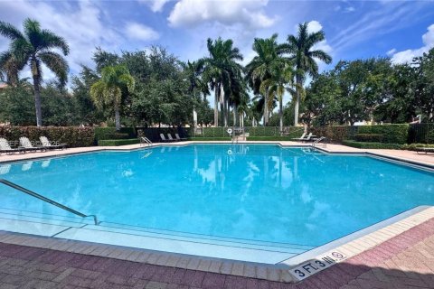 Copropriété à louer à Pembroke Pines, Floride: 2 chambres, 155.89 m2 № 2407822 - photo 23