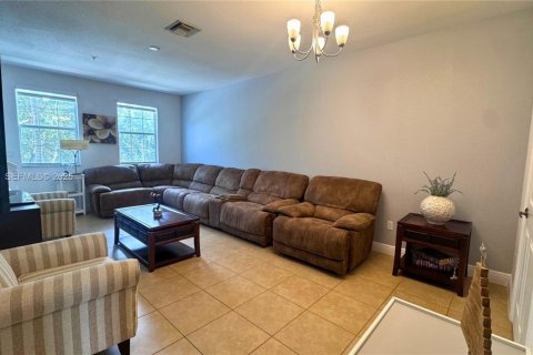 Copropriété à louer à Pembroke Pines, Floride: 2 chambres, 155.89 m2 № 2407822 - photo 6