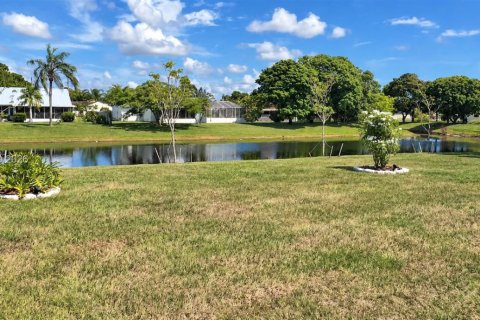 Villa ou maison à vendre à Port St. Lucie, Floride: 3 chambres, 189.52 m2 № 2407232 - photo 18