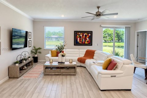 Villa ou maison à vendre à Port St. Lucie, Floride: 3 chambres, 189.52 m2 № 2407232 - photo 2