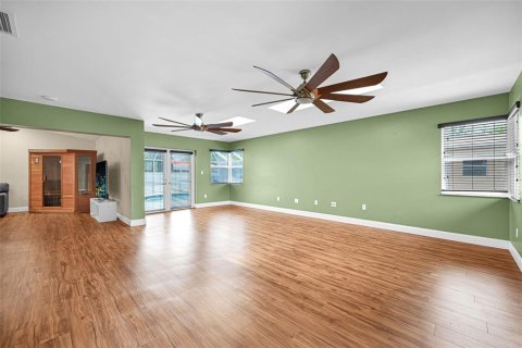 House in Homestead, Florida 4 bedrooms, 207.73 sq.m. № 2098690 - photo 18