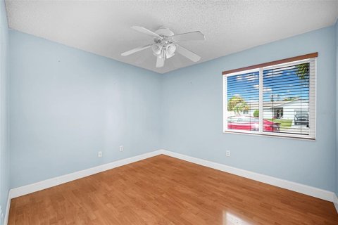 House in Homestead, Florida 4 bedrooms, 207.73 sq.m. № 2098690 - photo 2
