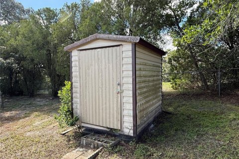 House in Spring Hill, Florida 3 bedrooms, 111.2 sq.m. № 2391307 - photo 6