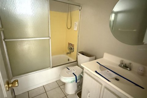 House in Spring Hill, Florida 3 bedrooms, 111.2 sq.m. № 2391307 - photo 19