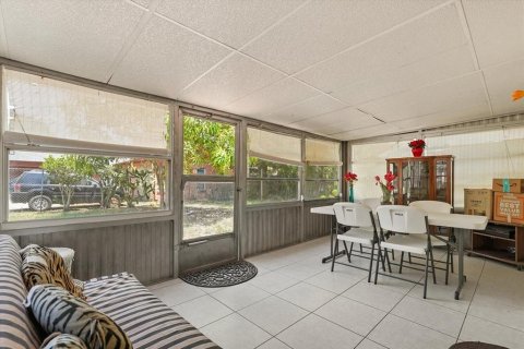 Casa en venta en Orlando, Florida, 3 dormitorios, 103.59 m2 № 1884480 - foto 19