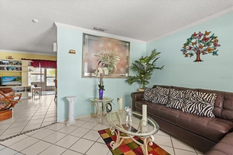 Casa en venta en Orlando, Florida, 3 dormitorios, 103.59 m2 № 1884480 - foto 4