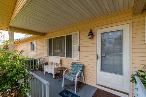 House in Ocala, Florida 2 bedrooms, 111.11 sq.m. № 2109696 - photo 3