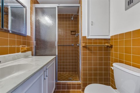 Купить кондоминиум в Бэл-Харбор, Флорида 2 спальни, 114.27м2, № 2024444 - фото 20