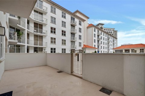 Condominio en venta en Coral Gables, Florida, 2 dormitorios, 94.76 m2 № 1934127 - foto 19