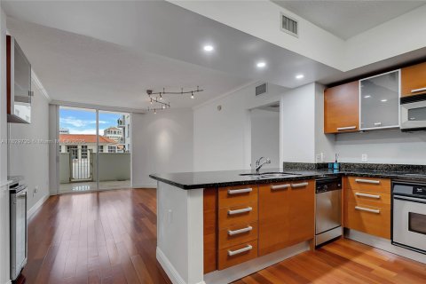 Condominio en venta en Coral Gables, Florida, 2 dormitorios, 94.76 m2 № 1934127 - foto 6