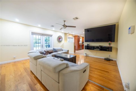 Villa ou maison à vendre à Coral Springs, Floride: 3 chambres, 161.65 m2 № 1966240 - photo 10