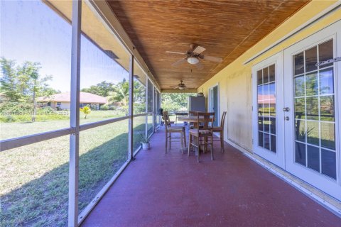 Villa ou maison à vendre à Coral Springs, Floride: 3 chambres, 161.65 m2 № 1966240 - photo 20