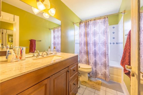 Villa ou maison à vendre à Coral Springs, Floride: 3 chambres, 161.65 m2 № 1966240 - photo 17