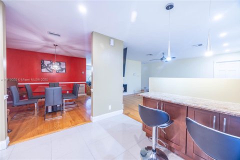 Villa ou maison à vendre à Coral Springs, Floride: 3 chambres, 161.65 m2 № 1966240 - photo 8