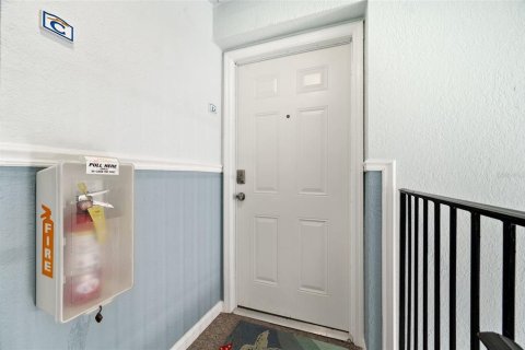 Condo in Saint Petersburg, Florida, 2 bedrooms  № 1288366 - photo 4