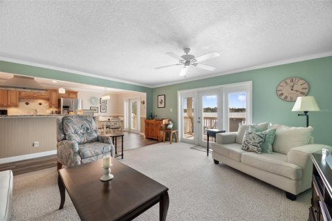 Condo in Saint Petersburg, Florida, 2 bedrooms  № 1288366 - photo 17
