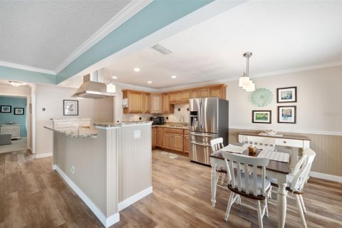 Condo in Saint Petersburg, Florida, 2 bedrooms  № 1288366 - photo 6