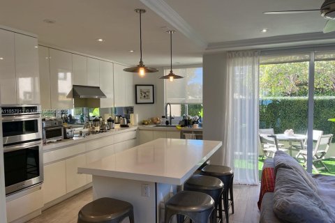 Copropriété à louer à Key Biscayne, Floride: 5 chambres, 283.35 m2 № 1889587 - photo 11