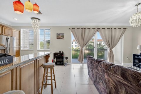 Copropriété à vendre à Sunrise, Floride: 3 chambres, 173.26 m2 № 1896179 - photo 11
