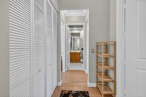 Copropriété à vendre à Sunrise, Floride: 3 chambres, 173.26 m2 № 1896179 - photo 25