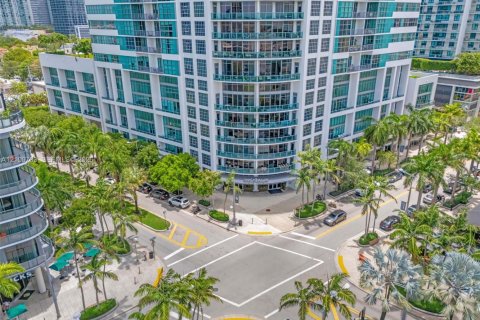 Copropriété à louer à Miami, Floride: 1 chambre, 70.7 m2 № 2407166 - photo 12