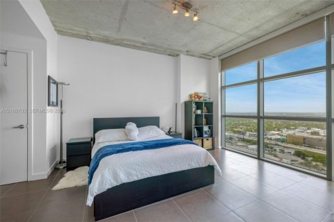 Copropriété à louer à Miami, Floride: 1 chambre, 70.7 m2 № 2407166 - photo 8