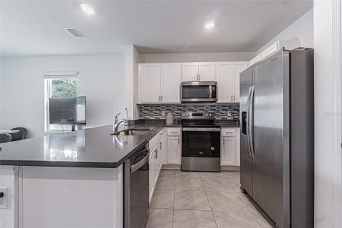 Adosado en venta en Tampa, Florida, 3 dormitorios, 138.24 m2 № 2133686 - foto 7