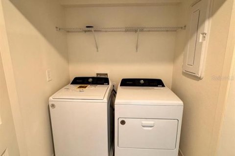 Adosado en venta en Davenport, Florida, 3 dormitorios, 144.56 m2 № 2166099 - foto 24