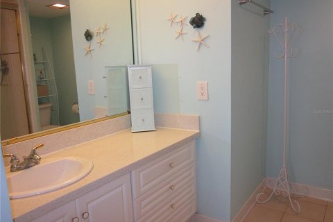 Condominio en venta en Clearwater, Florida, 2 dormitorios, 123.28 m2 № 2212444 - foto 16
