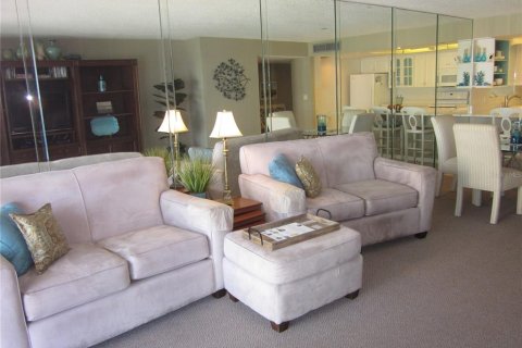 Condominio en venta en Clearwater, Florida, 2 dormitorios, 123.28 m2 № 2212444 - foto 9