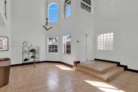 Casa en venta en Doral, Florida, 5 dormitorios, 283.54 m2 № 1845598 - foto 7