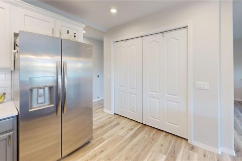 Casa en venta en Venice, Florida, 4 dormitorios, 209.68 m2 № 1723201 - foto 5