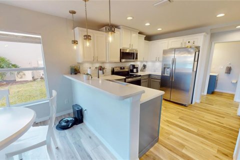 Casa en venta en Venice, Florida, 4 dormitorios, 209.68 m2 № 1723201 - foto 6