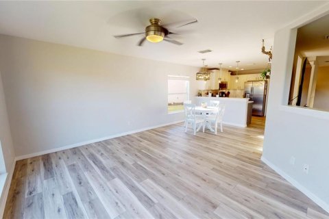 Casa en venta en Venice, Florida, 4 dormitorios, 209.68 m2 № 1723201 - foto 12