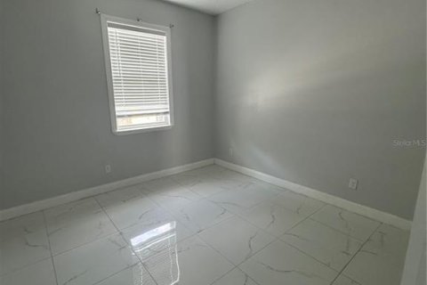 Villa ou maison à vendre à Kissimmee, Floride: 3 chambres, 113.06 m2 № 2399326 - photo 9