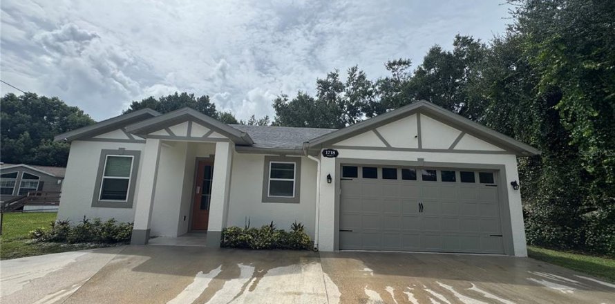 Villa ou maison à Kissimmee, Floride 3 chambres, 113.06 m2 № 2399326